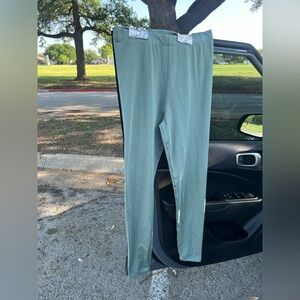 Women’s Green Leggings